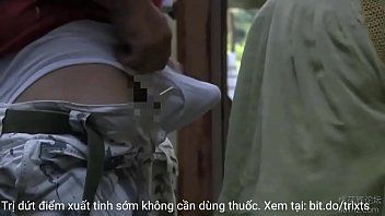 Afspelen R bạn thân ra some cùng v