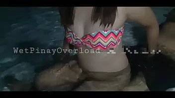 Play Outdoor swimming pool fucking - cum in the pool