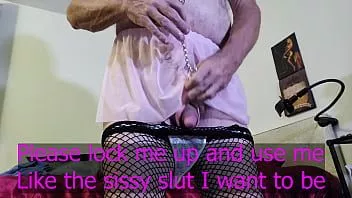 play 老男人娘娘腔找鸡巴的验证视频