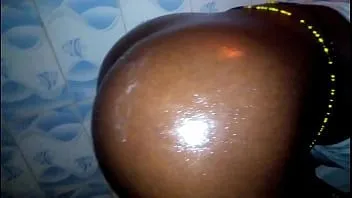 play Ebony anal sex in her bathroom ( close up )