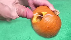 play Halloween Treat: Fucking a Pussy and a Pumpkin - Real Amateur HD