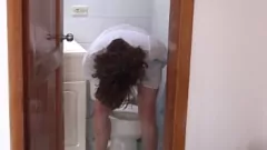 play Peeing Milf își îmbogățește chiloții înainte de sex fierbinte de casă