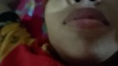 Oynat Desi Shakshirani'nin kremsi kaplamalı sert seks seansı