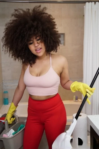 Pornstar Nina Diaz