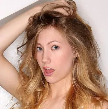 Pornoster Ivy Wolfe